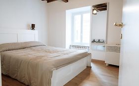 Vascellari Home, Trastevere